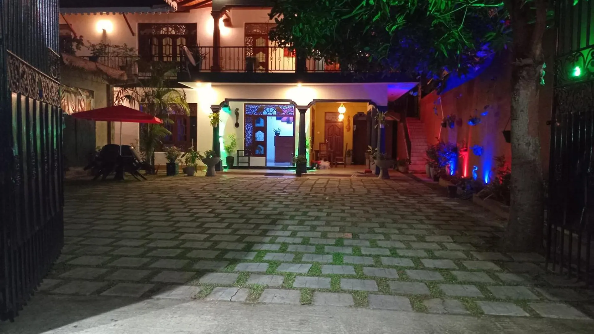 Techno Tourist Inn Negombo